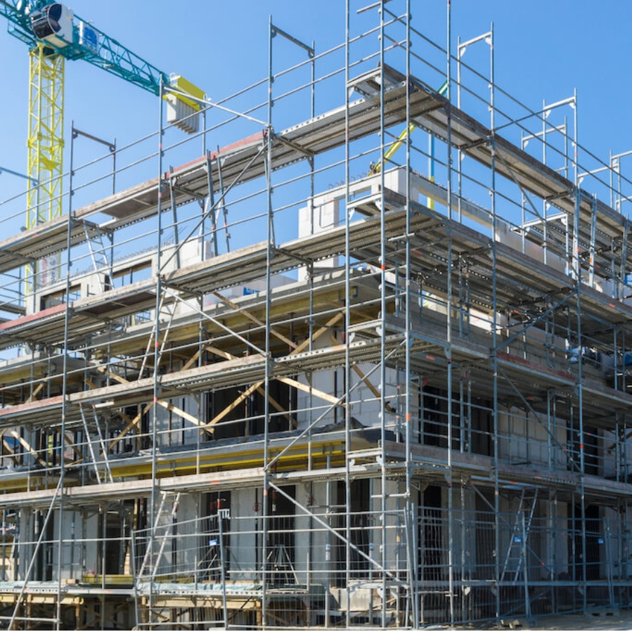 Engineered Galvanized Steel Scaffolding Combined with Facade Scaffolding Offering Durable Reinforced High Strength Load Capacity