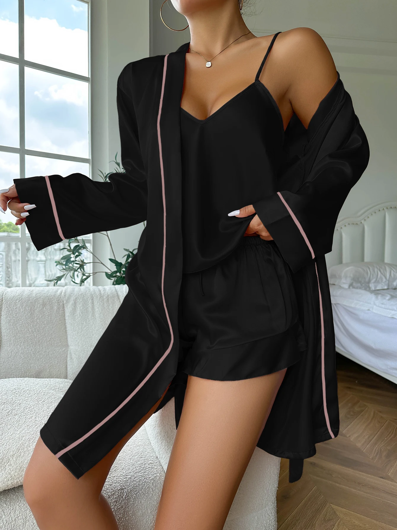 Conjunto de pijama de cetim simples manga comprida com cinto robe decote em V cami top e shorts roupa de dormir feminina
