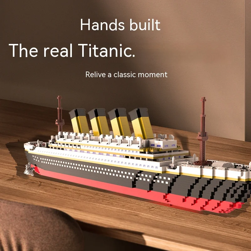 Titanic เรือยักษ์เรือ Building Blocks Luxury Iceberg Cruise Wreck ชุด Micro City DIY อิฐของเล่นสําหรับเด็กผู้ใหญ่ของขวัญ