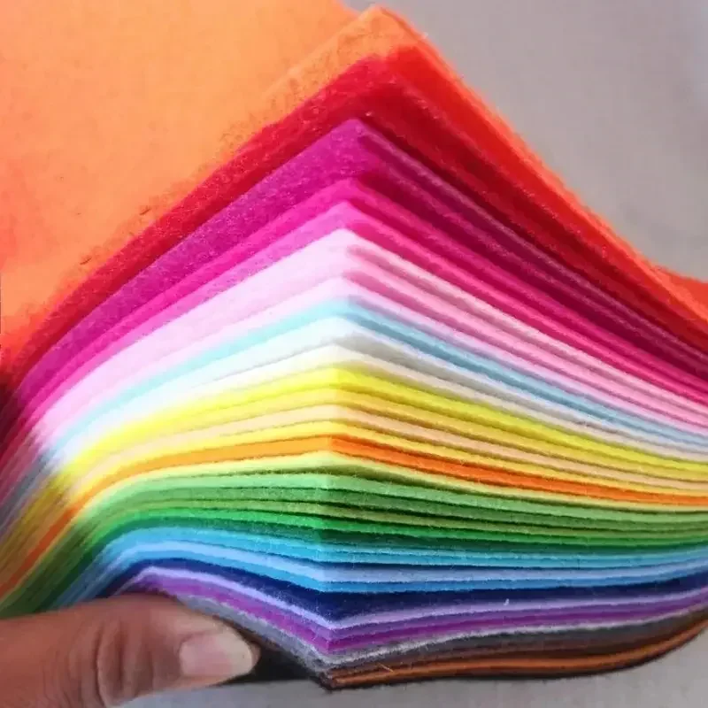 40 pçs folha de tecido de feltro macio cor sortida retalhos costura diy artesanato quadrados não tecido 1mm grosso tecido artesanal tecelagem