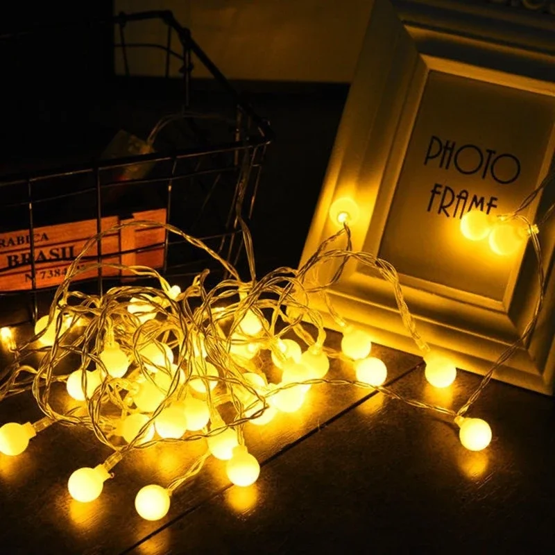 Lampki girlandowe zewnętrzne, lampki ślubne, lampki ogrodowe, lampki choinkowe, dekoracje świąteczne, 10M, zasilane przez USB/baterie, kulki LED, lampki sznurkowe.