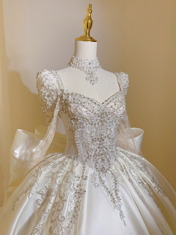Neues süßes quadratisches Kragen Satin Brautkleid plus Größe benutzer definierte Schnürung Luxus Braut Ballkleid Vestido de Noiva Boden oder Zug