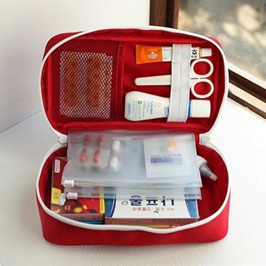 ยาเพื่อสุขภาพชุดปฐมพยาบาลผ้า Oxford แบบพกพากระเป๋าเดินทางชุดฉุกเฉิน Tote Bag Outdoor Medical Bag Storage Case สีแดง