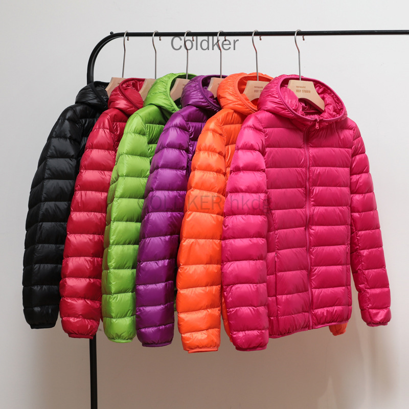 Daunen jacke Frauen Mantel Herbst Winter Jacken für Mädchen warme geste ppte Parka Damen und leichte weibliche ultraleichte Kapuze plus Größe