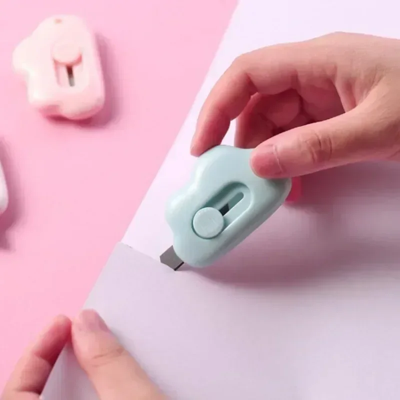 Mini Cloud Kawaii มีดยูทิลิตี้แบบพกพา Unpack Express เครื่องตัดกระดาษนักเรียนโรงเรียนเครื่องเขียนอุปกรณ์ตัด