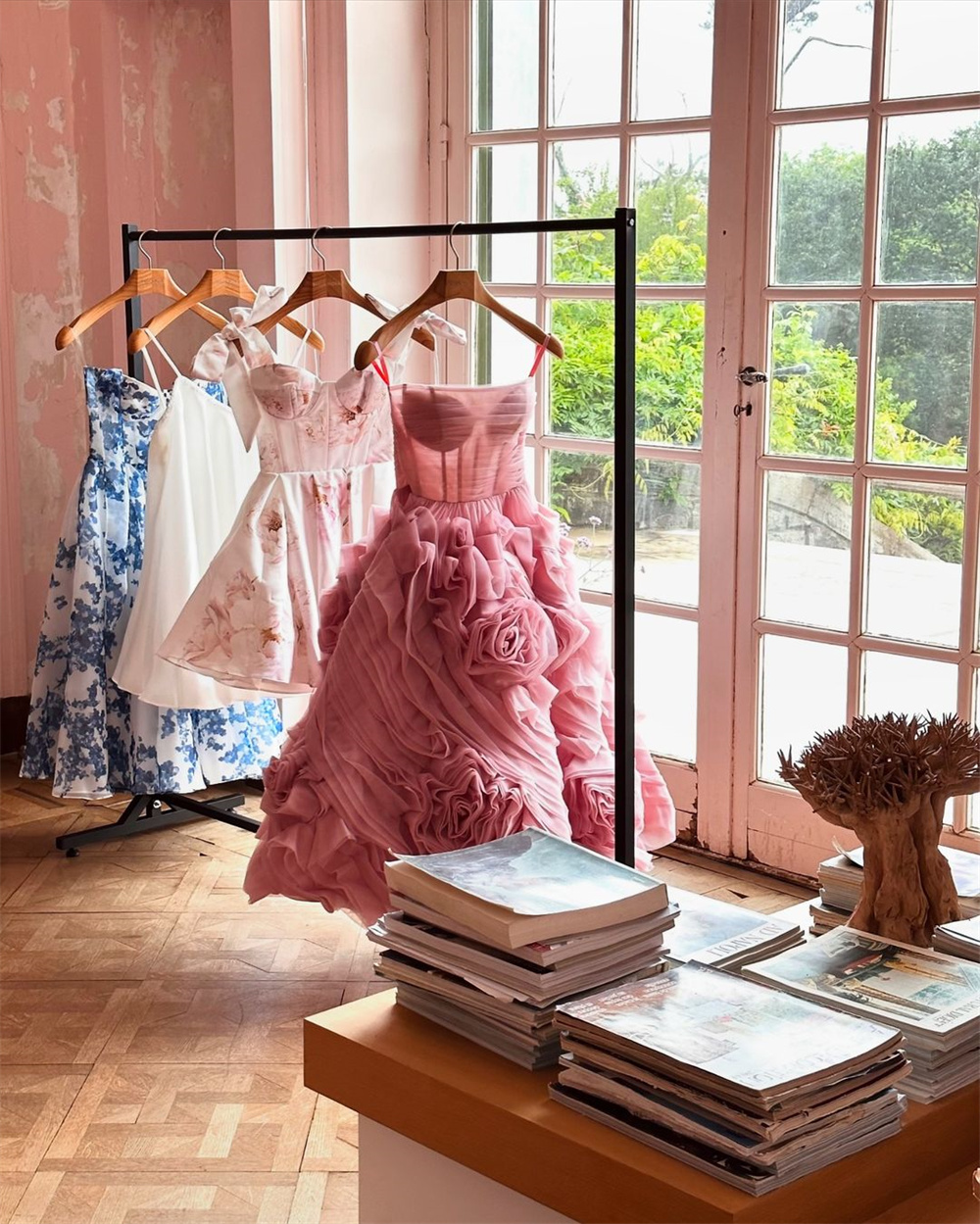 Amanda Tulle ดอกไม้ A-Line robes de soirée ข้อเท้า-ความยาว Strapless ชุดราตรีวันวาเลนไทน์ชุดแต่งงานอย่างเป็นทางการ