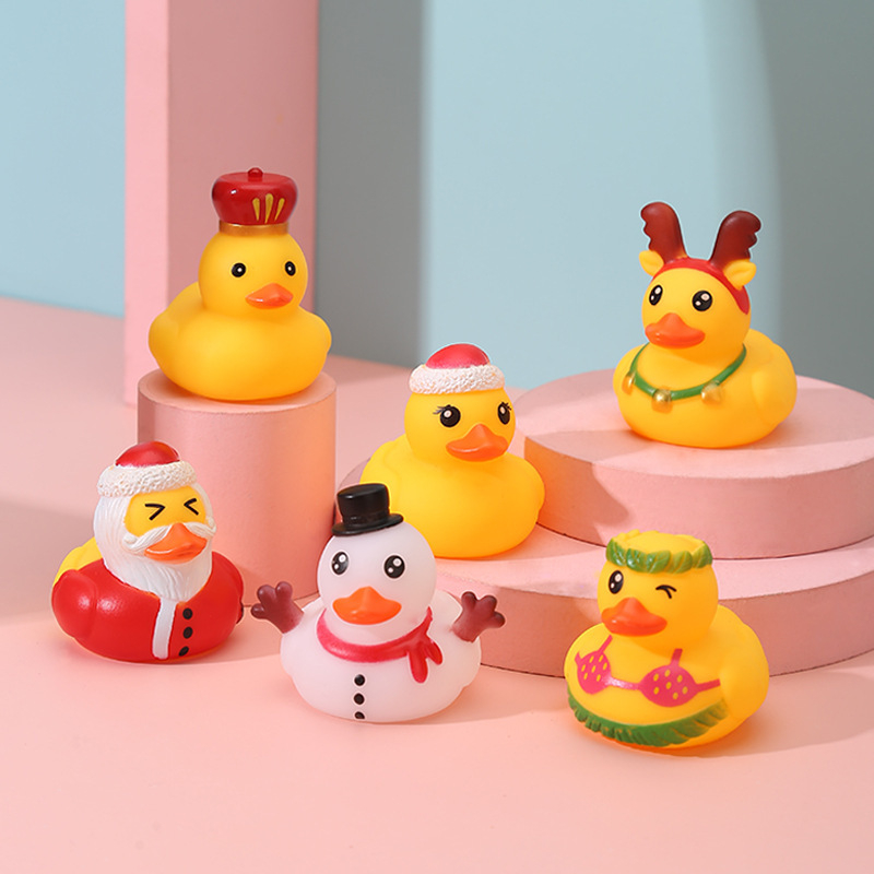 6/1PC คริสต์มาสเป็ดสีเหลืองเล็กๆเด็กของเล่นนวดเรียกว่าการสร้างแบบจําลองเป็ดยางของเล่นเครื่องประดับรถของเล่นอาบน้ําเด็ก