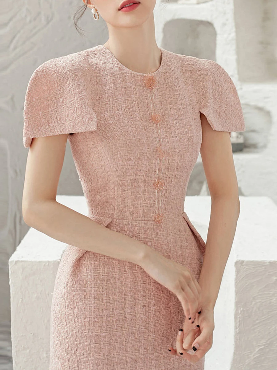 Tailor shop customizes light pink coarse tweed, small fragrant style, elegant buttocks wrapped dress