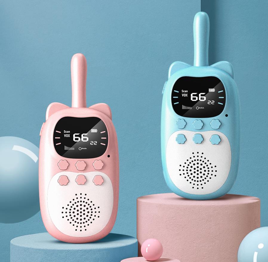 子供用充電式ウォーキートーキー、ハンドヘルドインターホン、1000mah、0.5w、3km、無線トランシーバー、子供のおもちゃ、誕生日プレゼント、2個