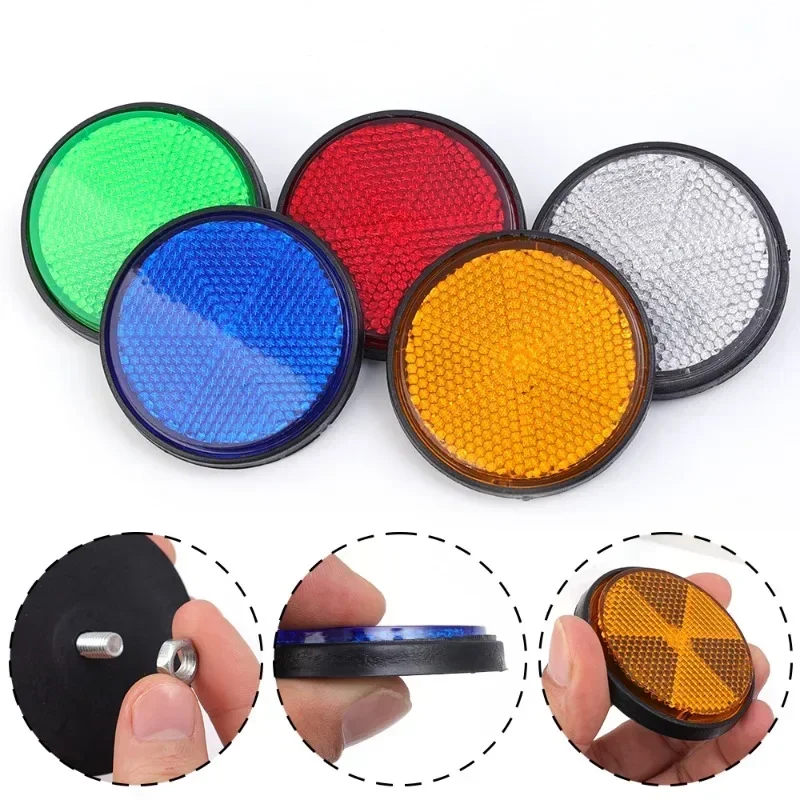 รถจักรยานยนต์ Circular Reflector รถยนต์ไฟฟ้าจักรยานกันน้ํากันฝุ่น Night Warning Reflector 6 มม.สกรูหกเหลี่ยม Fixation