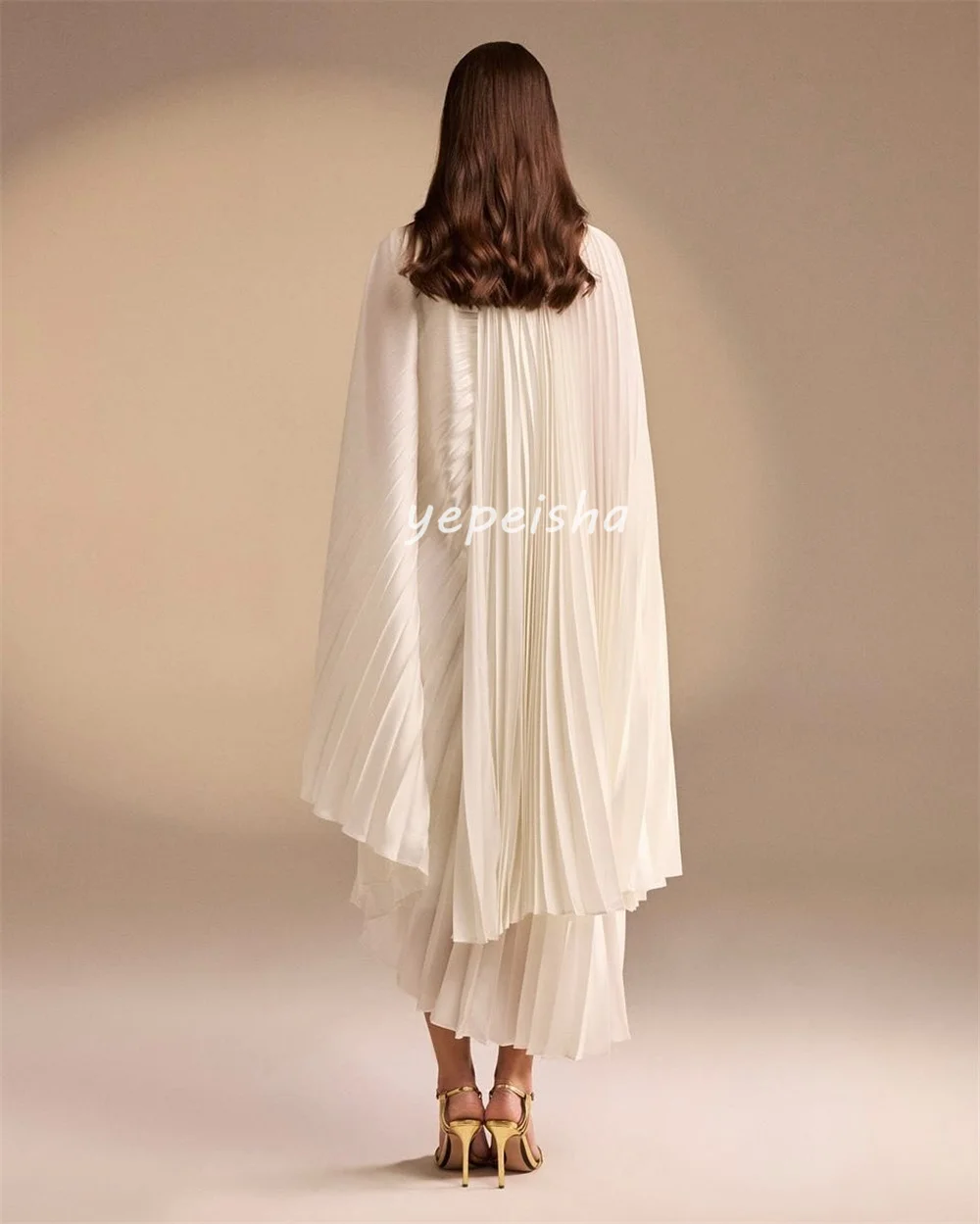 แฟชั่นที่กําหนดเองสไตล์โมเดิร์นชีฟองจีบ Draped A-Line คอสูง Midi ชุด Bespoke โอกาสชุดสไตล์โมเดิร์น