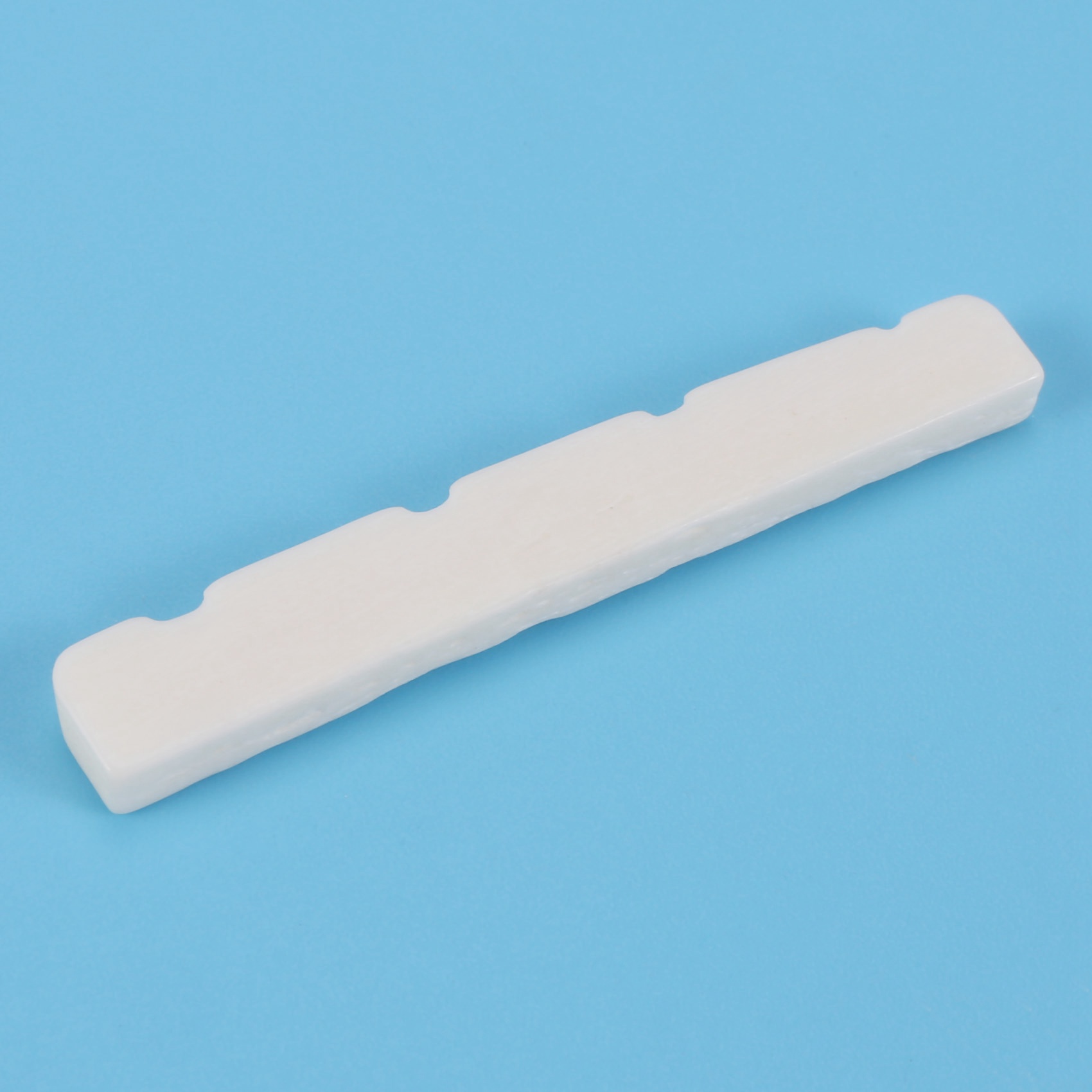 BABQ Schlitz-Bassmutter mit gebogenem Knochen für 4-saitige Fender PB Precision Jazz Bass, 4,2 x 3,2 x 4,6/4,6 mm