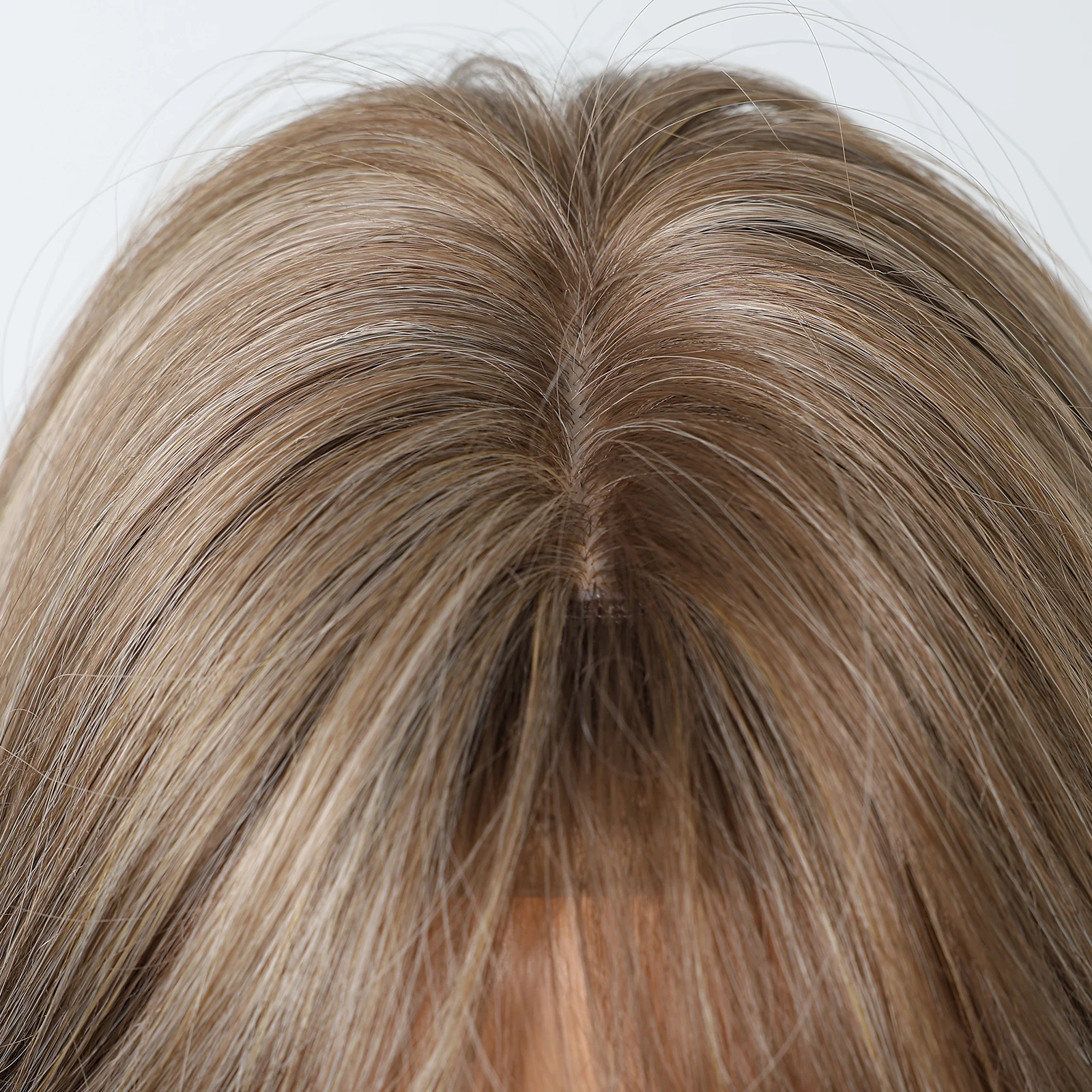 LOUIS FERRE สีน้ําตาลสีบลอนด์ไฮไลท์วิกผมสังเคราะห์ด้านข้าง Bangs ยาว Wavy Layered ผมวิกผมสําหรับผู้หญิงทุกวันคอสเพลย์วิกผม
