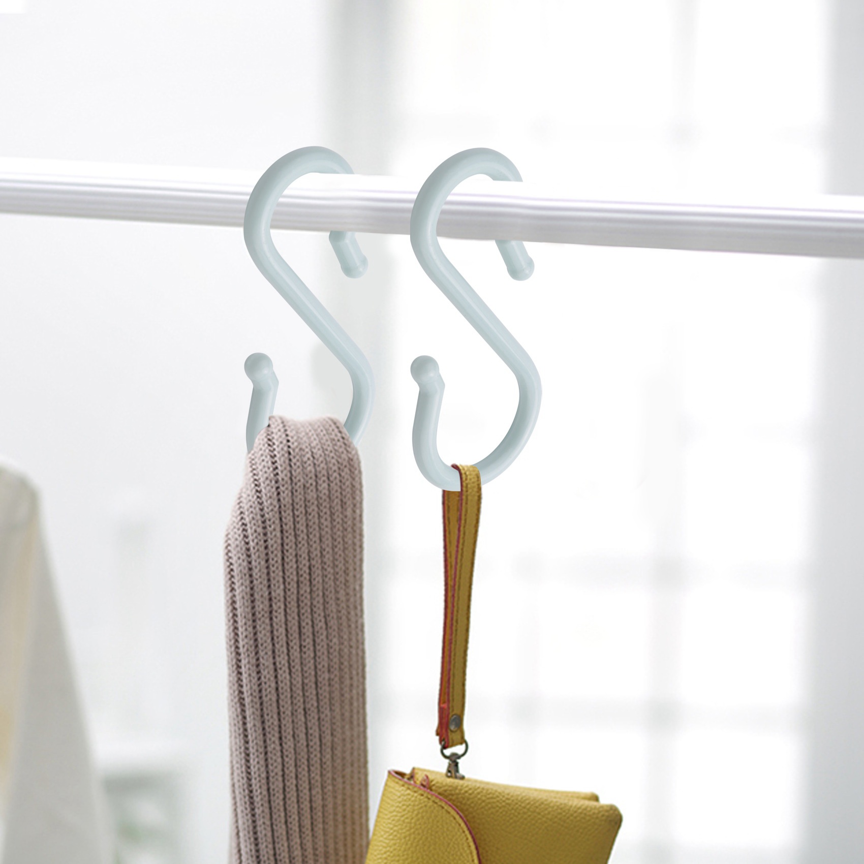 Blue Plastic Punch Cup Bowl S Shaped Hooks 4 Pcs