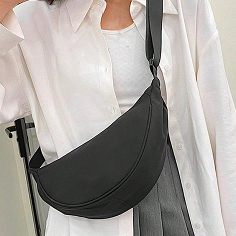 Bolsa de ombro casual elegante, leve e versátil, adequada para passeios diários, com alças ajustáveis