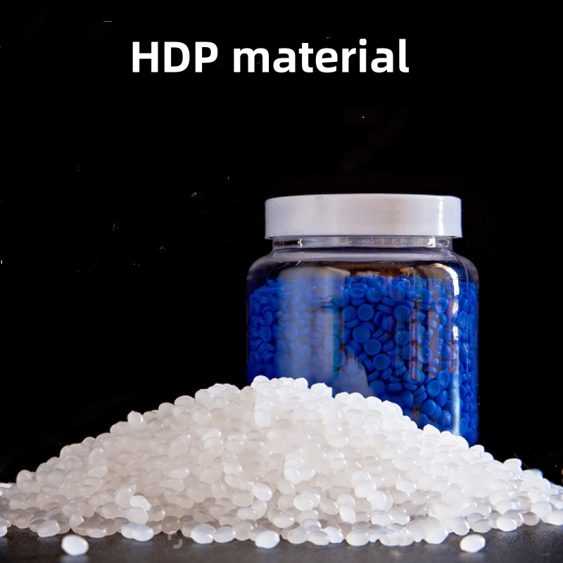 Пластиковый резервуар для воды, с защитой от солнечных лучей