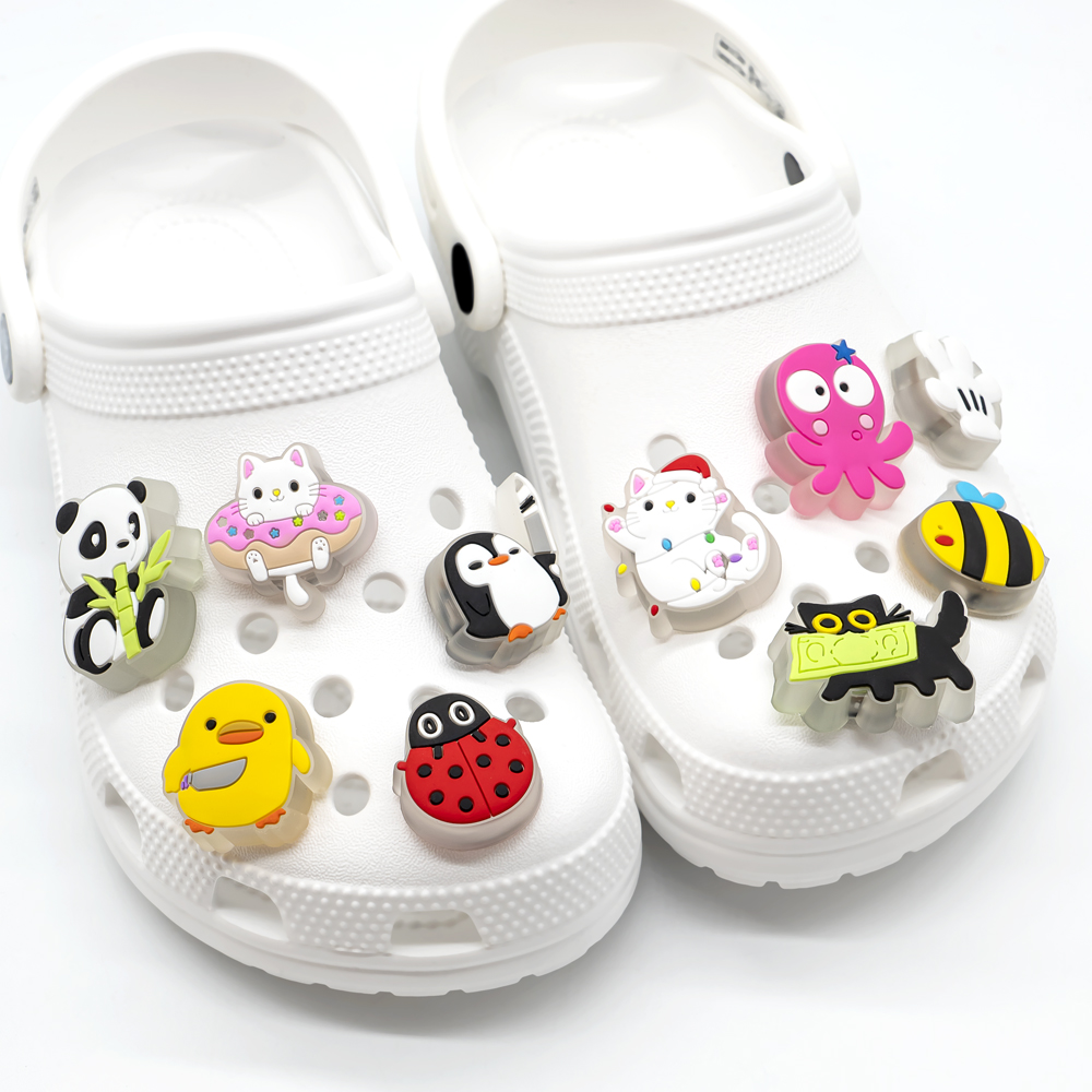 1pcs LED Shoe Charms for Kids Gift Owl Unicorn Gamepad Football Lighted Shoes Decoration Shoe Accessories Pins Clogs Buckles
