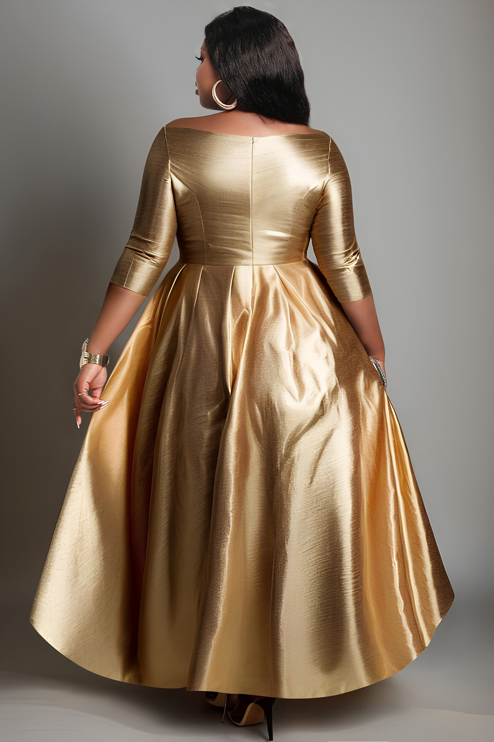 Plus Size Cocktail Party Ouro Fora Do Ombro Manga 3/4 Hem Assimétrico Glitter Maxi Vestidos