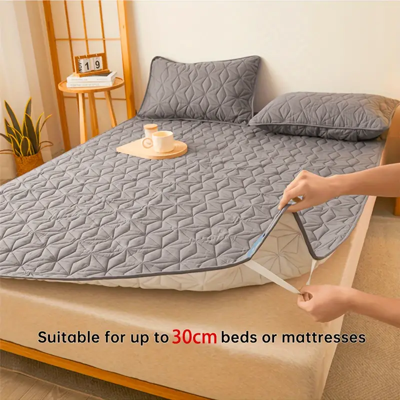 Protecteur de matelas imperméable – Housse de matelas respirante et silencieuse avec 4 sangles d'angle élastiques, s'adapte jusqu'à 40 cm de profondeur
