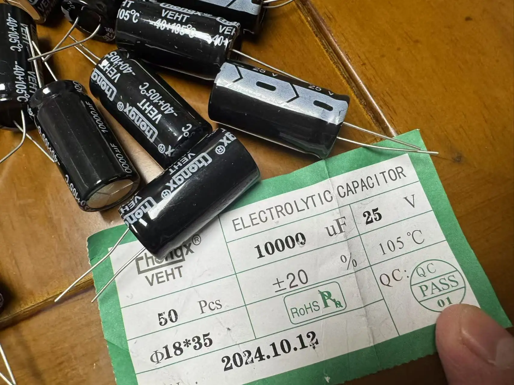 5 uds desayuno 25V10000UF 18*35mm 10000UF 25V 18*35 condensador electrolítico de aluminio