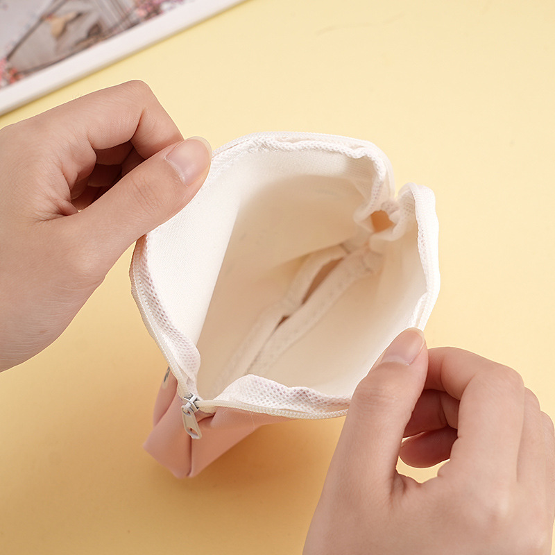 Bolsa de almacenaje de pañuelos sanitarios para niñas de Hello Kitty de dibujos animados Kawaii, regalo simple, compacto, lindo y mini para mujer