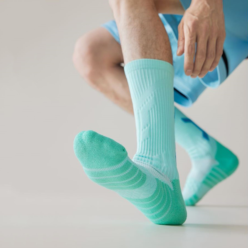 1 par de calcetines de baloncesto profesionales para hombre con parte inferior de toalla gruesa calcetines deportivos transpirables calcetines largos de bádminton para hombre