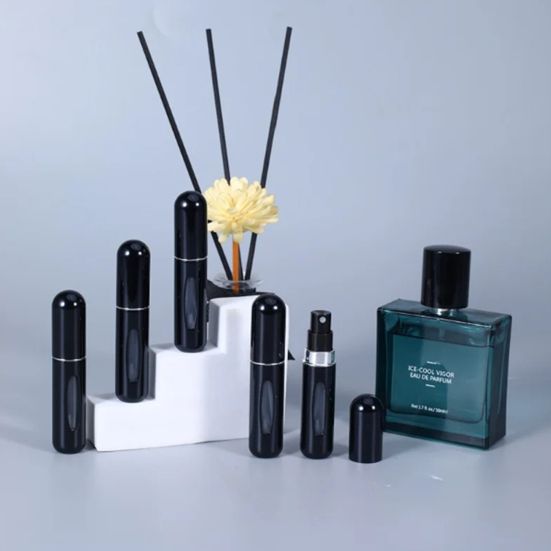 Kit de 5 piezas para Perfume, botella con pulverizador, 5ml