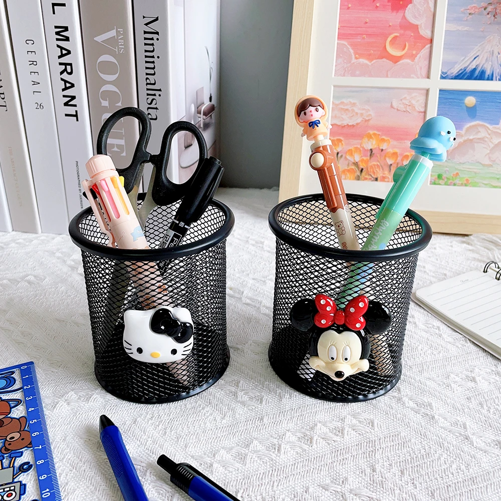 Cartoon Hallo Kitty Stift Behälter Pinsel Topf Make-Up Pinsel Eimer Kawaii Rosa Hohl Stift Halter Schreibwaren Lagerung Sortierung Box