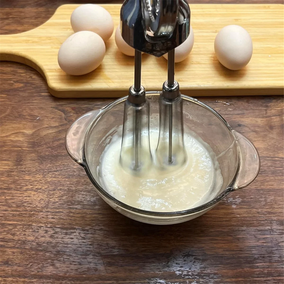 BABQ Frullino per le uova manuale a manovella - Frusta in acciaio inossidabile, Manico ergonomico in ABS, Design compatto per una facile miscelazione Argento