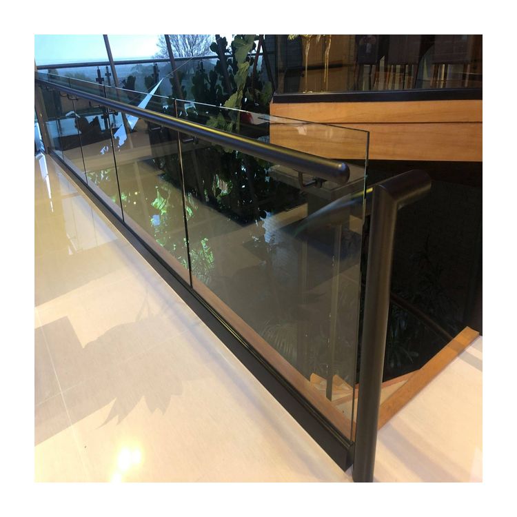 Изготовленные на заказ алюминиевые U-образные перила из закаленного стекла для балкона, балюстрады, лестницы, перила