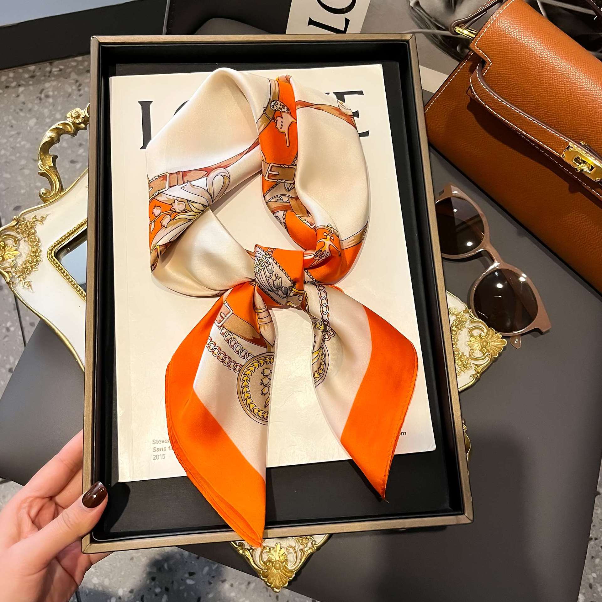 2025 Luxus Pferd Druck Weibliche Seide Hals Schal Quadratische Haar Schals Foulard Kopf Band Schals Wraps Halstuch Bandana Frauen