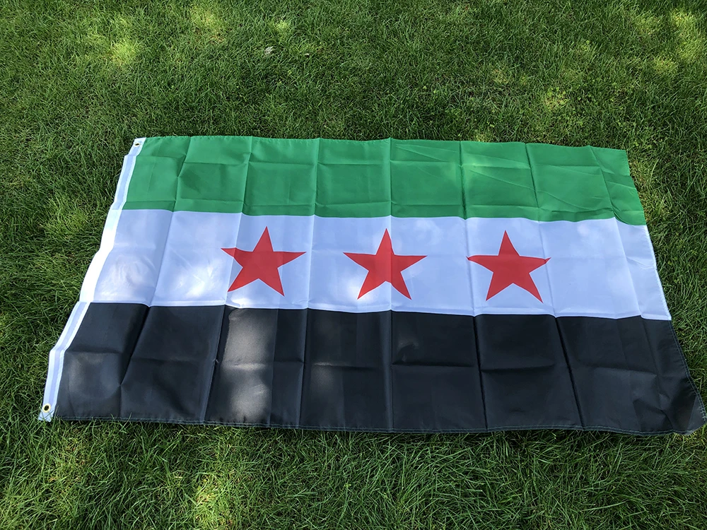 SKY FLAG ซีเรียธง 90*150 ซม.สาธารณรัฐอาหรับซีเรียซีเรียสามดาวธงแบนเนอร์แขวนตกแต่งบ้านธง