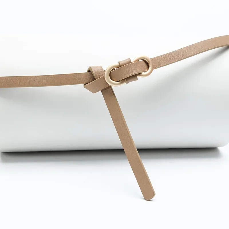 Cinturón fino multicolor a la moda para mujer, decoración informal, camisa de vestir, hebilla de 8 caracteres, cinturones pequeños, cinturones de cuero Pu sólido para mujer