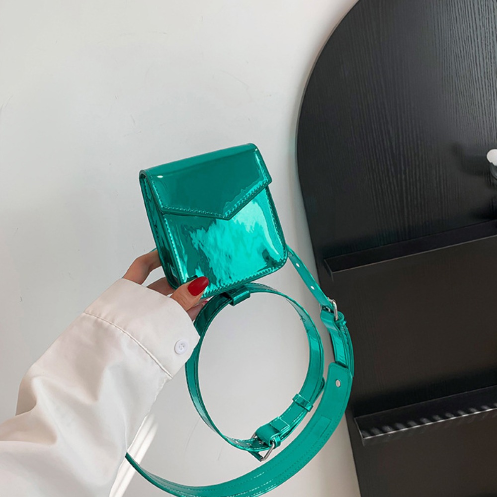 Creatieve Punk Metallic Taille Riem Pouch Goth Beenring Dij Harnas Beenzak Portemonnee PU Leer Motorfiets Heuptas Meisje