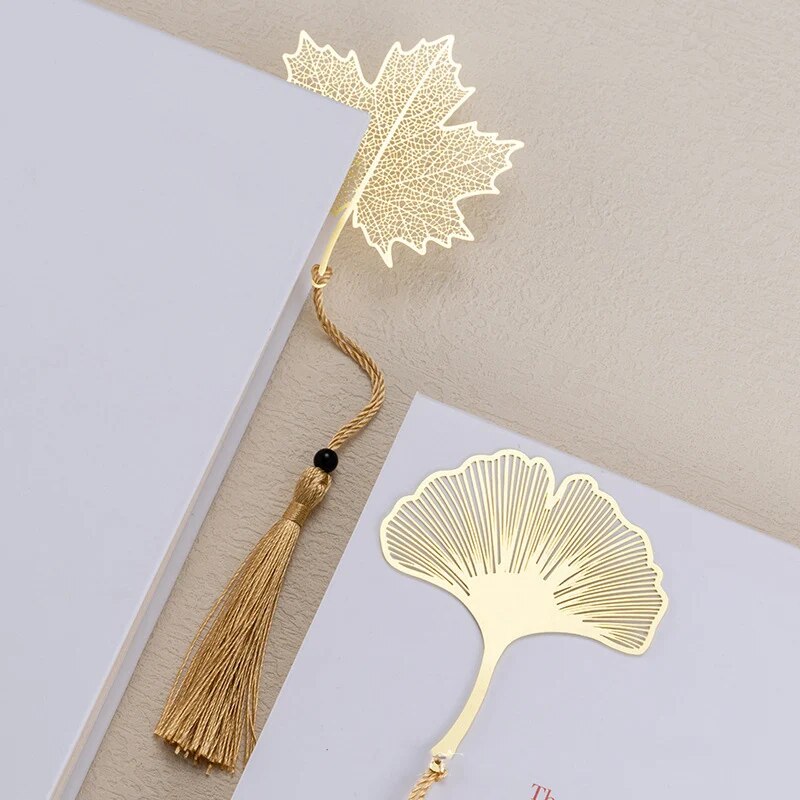 1pcs Student Chinese Style Stationery Retro Metal Bookmarks Hollow Ginkgo Biloba Maple Leaf Lotus Vein Book Marks Gifts