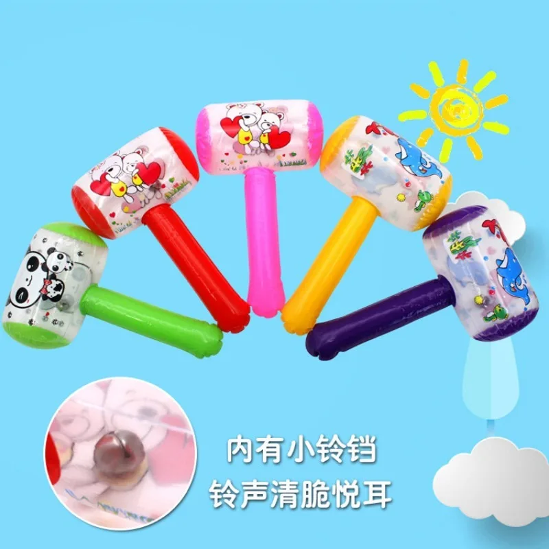 Pequeno martelo inflável com sino para crianças, brinquedos do jardim de infância, presente do dia das crianças, brinquedos de piscina