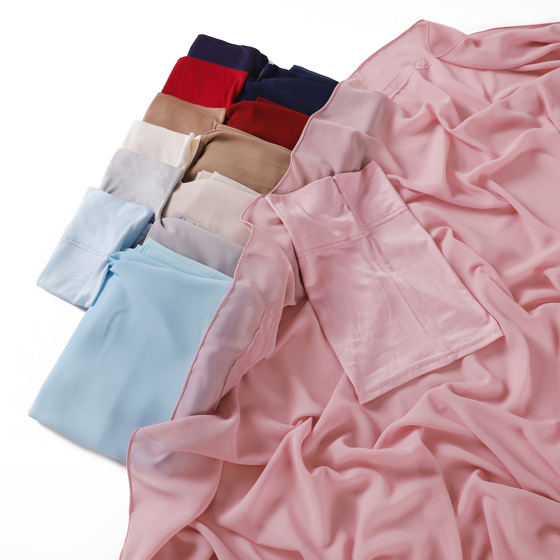 Gorąca sprzedaż Premium Instant Chiffon Hijab z wbudowanymi magnesami w jednolitym kolorze Łatwy w noszeniu szalik z podszewką dla muzułmanek