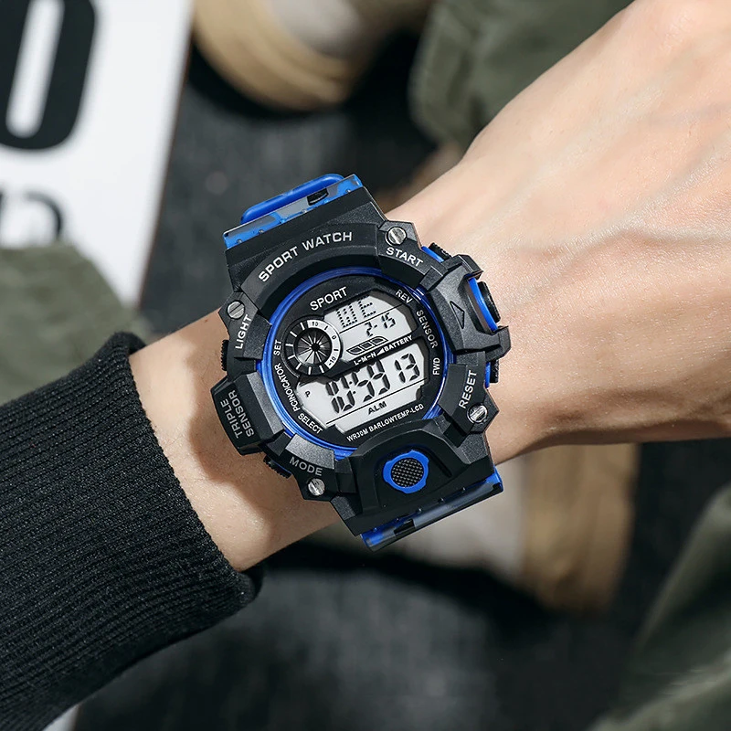 นาฬิกาผู้ชายดิจิตอลกีฬานาฬิกาอิเล็กทรอนิกส์ Multi-Function นาฬิกาปลุกส่องสว่างผู้ชายกีฬานาฬิกานาฬิกานาฬิกาอิเล็กทรอนิกส์ของขวัญ