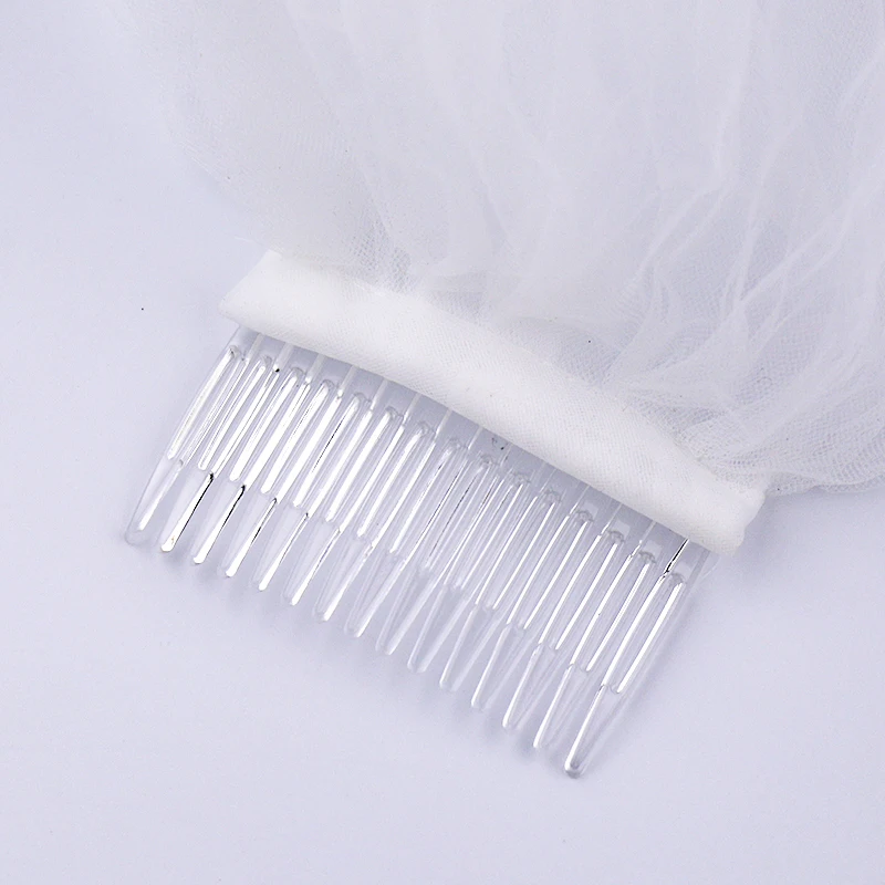 White Two Layers Bride Wedding Veils Lace Edge Sexy Short Waist Length Wedding Veil with Comb Dress Veil for Bride