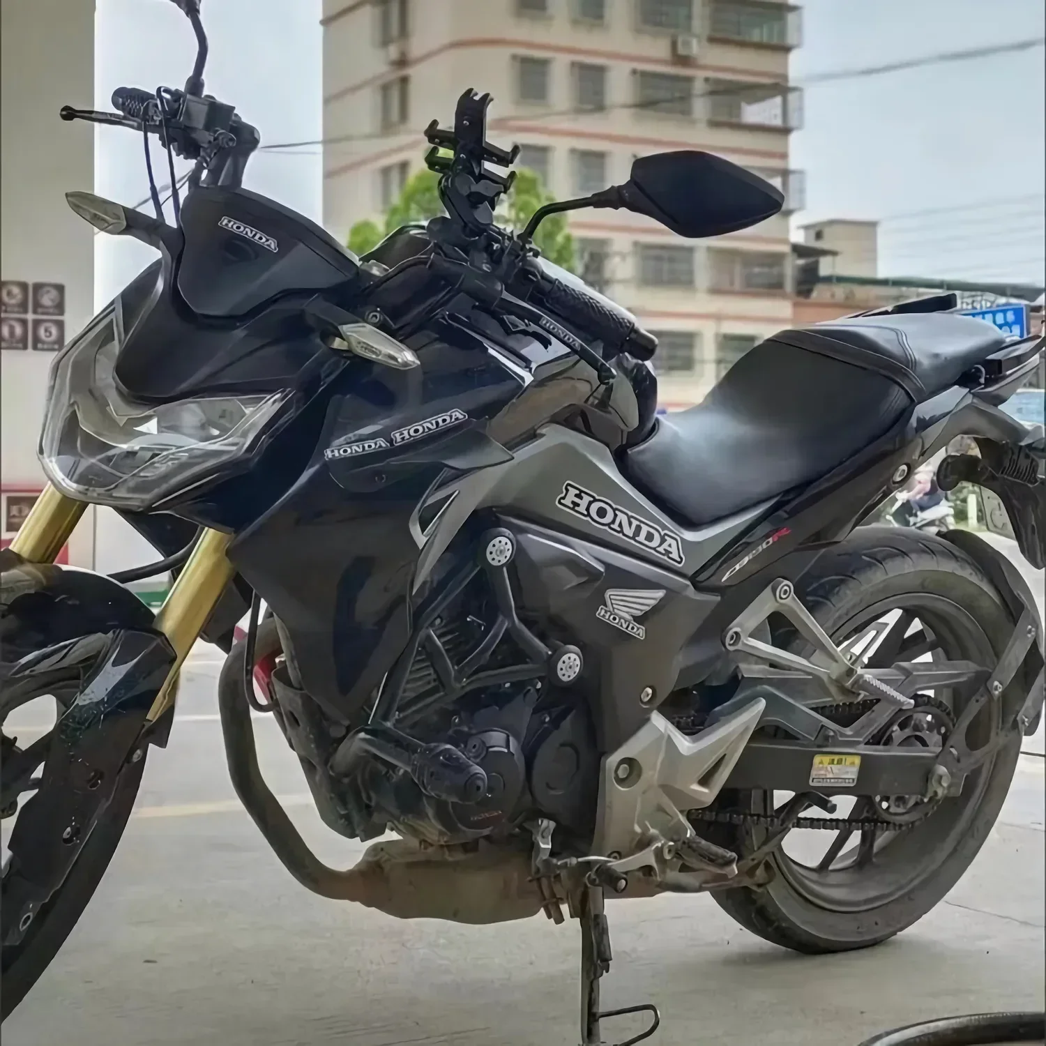 ใหม่รถจักรยานยนต์แถบด้านข้างสติกเกอร์จัดแต่งทรงผมรถไวนิล Decal สําหรับ HONDA รถจักรยานยนต์สติกเกอร์สติกเกอร์สะท้อนแสงตกแต่งรถ