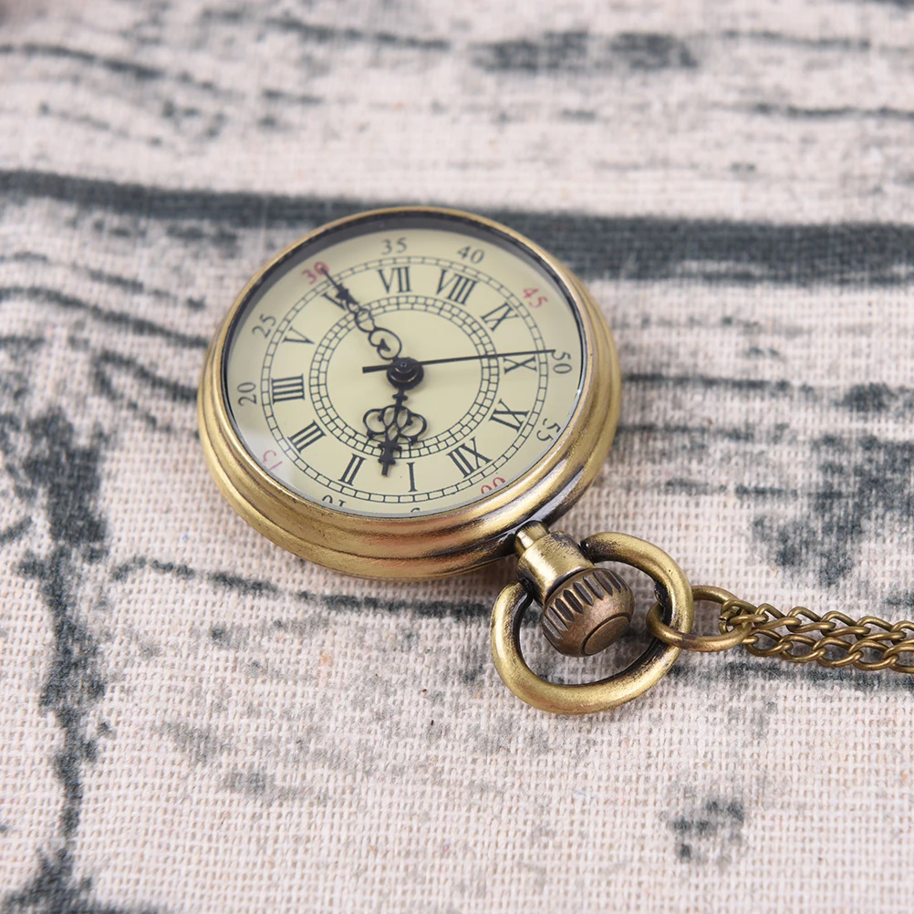 สไตล์วินเทจที่เรียบง่าย Steampunk Beige Dial ตัวเลขโรมันนาฬิกาพ็อกเก็ตขนาดเล็กสร้อยคอจี้