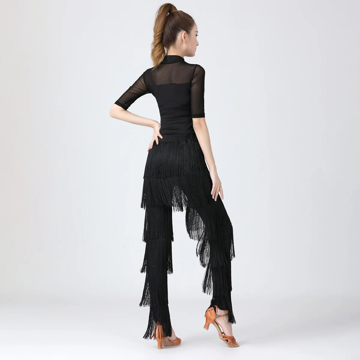 2024 라틴 탑 여성 댄스 기본 탑 트레이닝 복 소녀 댄스웨어 볼룸 삼바 탱고 플라멩고 댄스 연습 티셔츠 의상