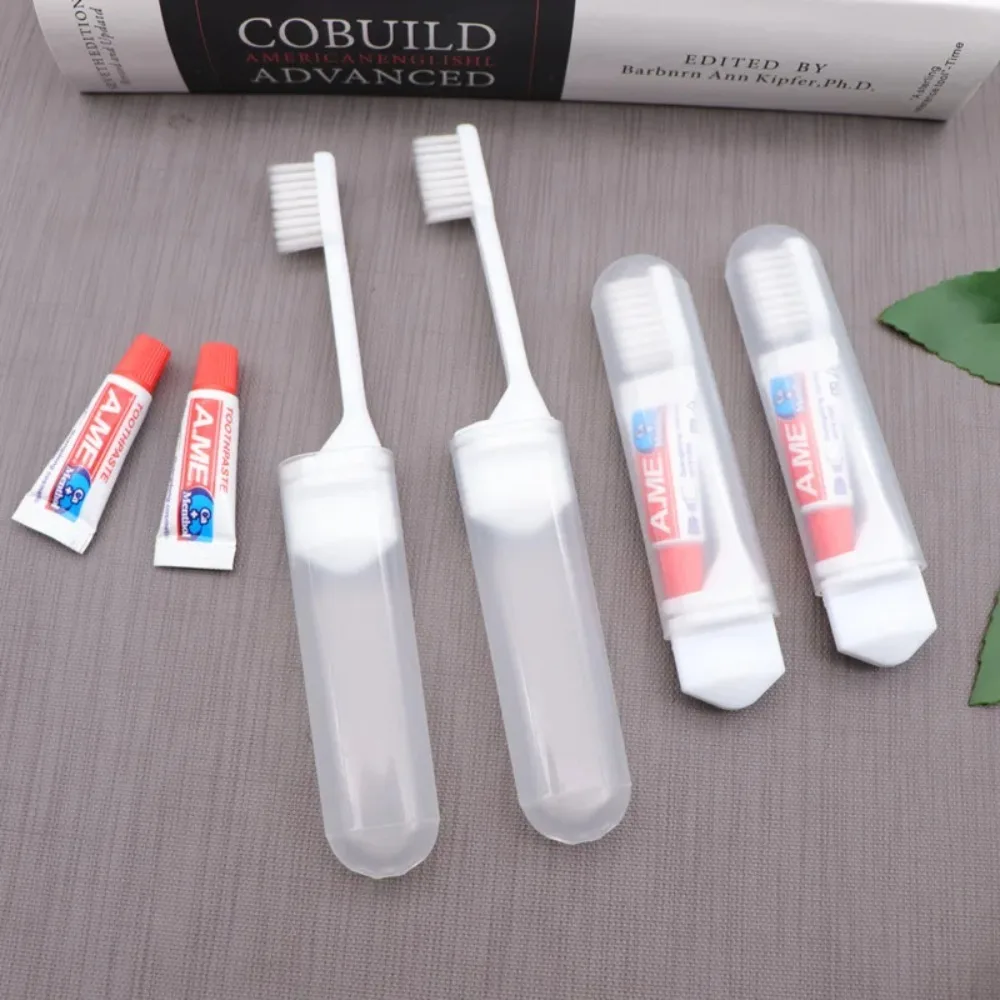 1 PC Portatile Mini Spazzolino Da Viaggio Set di Dentifricio Per Adulti Campo In Uscita Spazzolino Da Denti Usa E Getta Carry-on Pulizia Profonda Igiene Orale