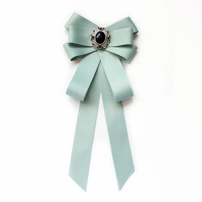 Handmadeแฟชั่นผีเสื้อโบว์ริบบิ้นเพชรBowtieวิทยาลัยสีขาวRhinestoneเสื้อBow Tieสำหรับผู้ชายอุปกรณ์เสริม