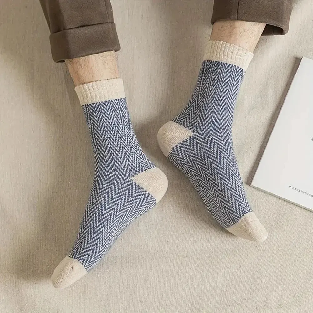 5 pares de calcetines de lana con diseño de almazuela a la moda para hombre, calcetines cálidos de invierno de longitud media, calcetines gruesos suaves resistentes al frío para botas para hombre