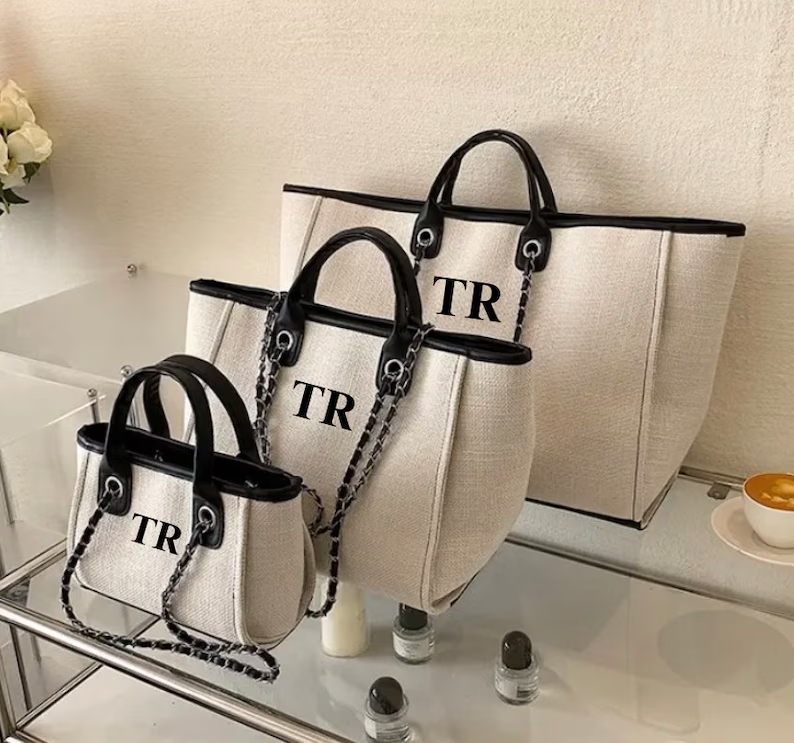 ส่วนบุคคลไหล่ Tote กระเป๋ากระเป๋าถือผู้หญิง Tote Custom กระเป๋าผ้าใบกระเป๋าชายหาดของขวัญสําหรับงานแต่งงานของเธอฮันนีมูนกระเป๋า