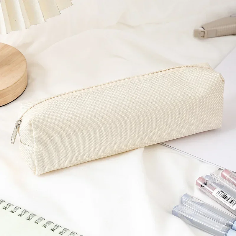 Piórnik Czarny Przybory szkolne Piórniki Trousse Jednokolorowy piórnik Piórnik papierniczy