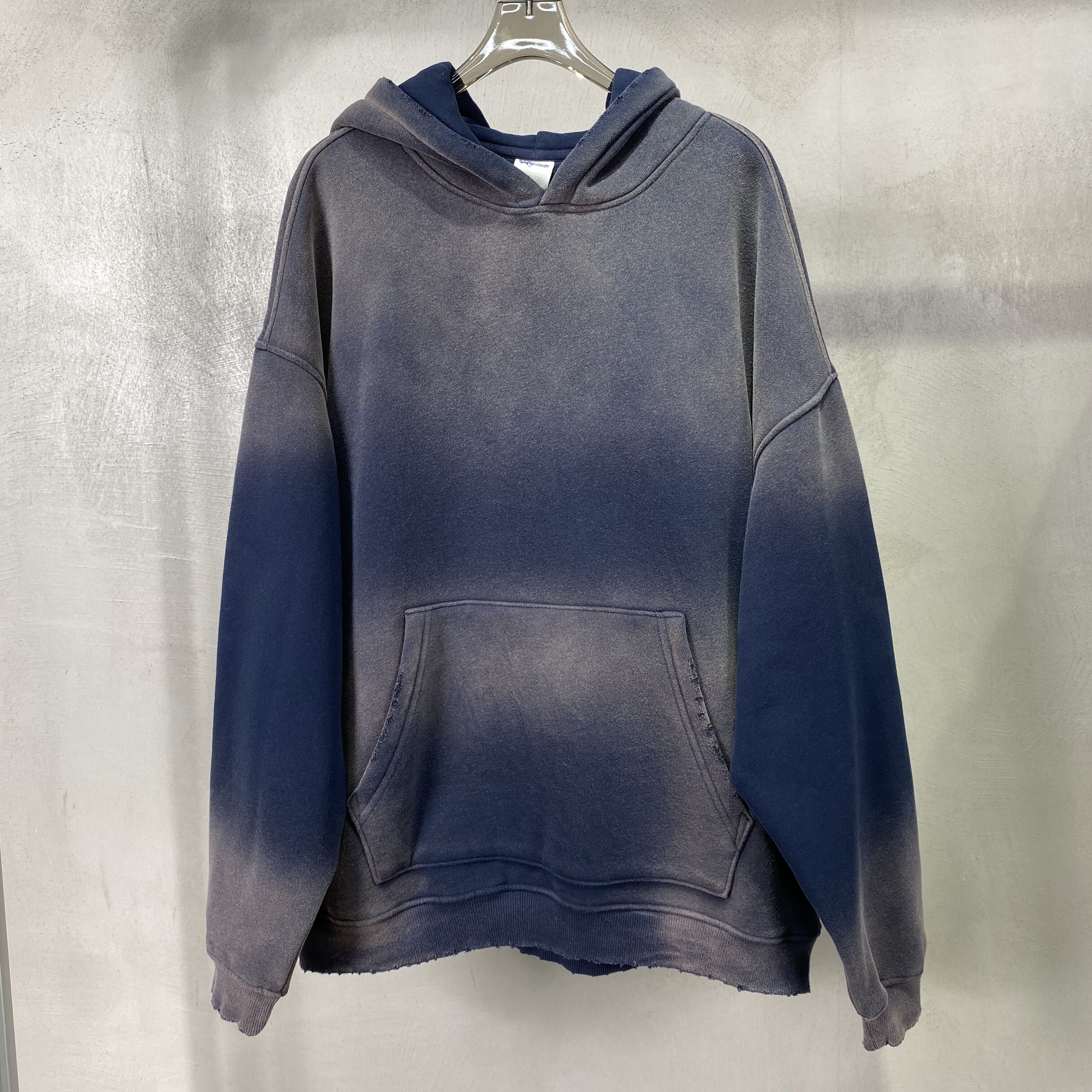 Sudadera con capucha de lana gruesa, Color sólido, tintado en aerosol, más espacios en blanco