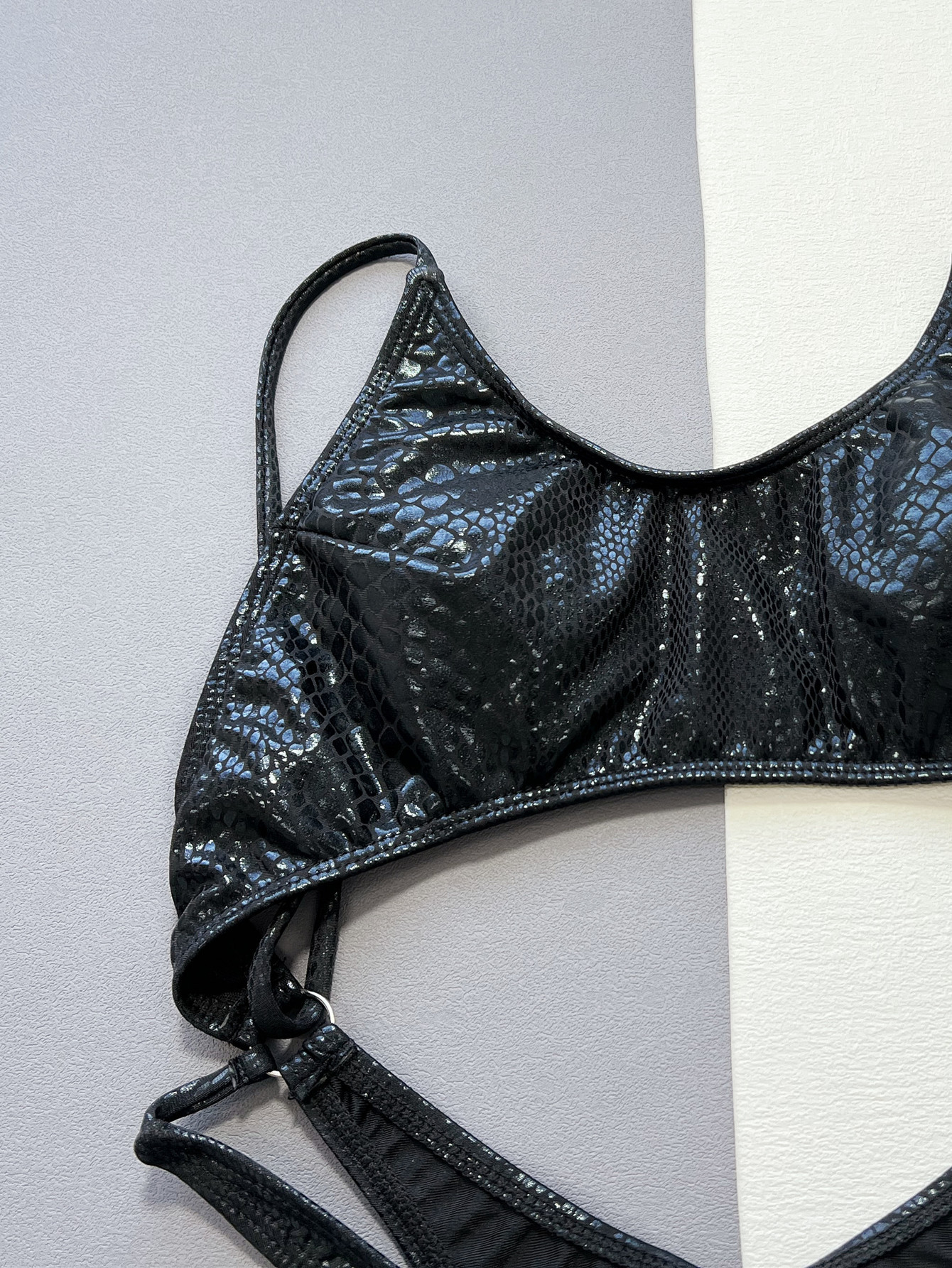 Mulheres preto cobra impressão maiô metálico uma peça oco sem costas biquíni roupa de banho roupas de praia bodysuit biquini