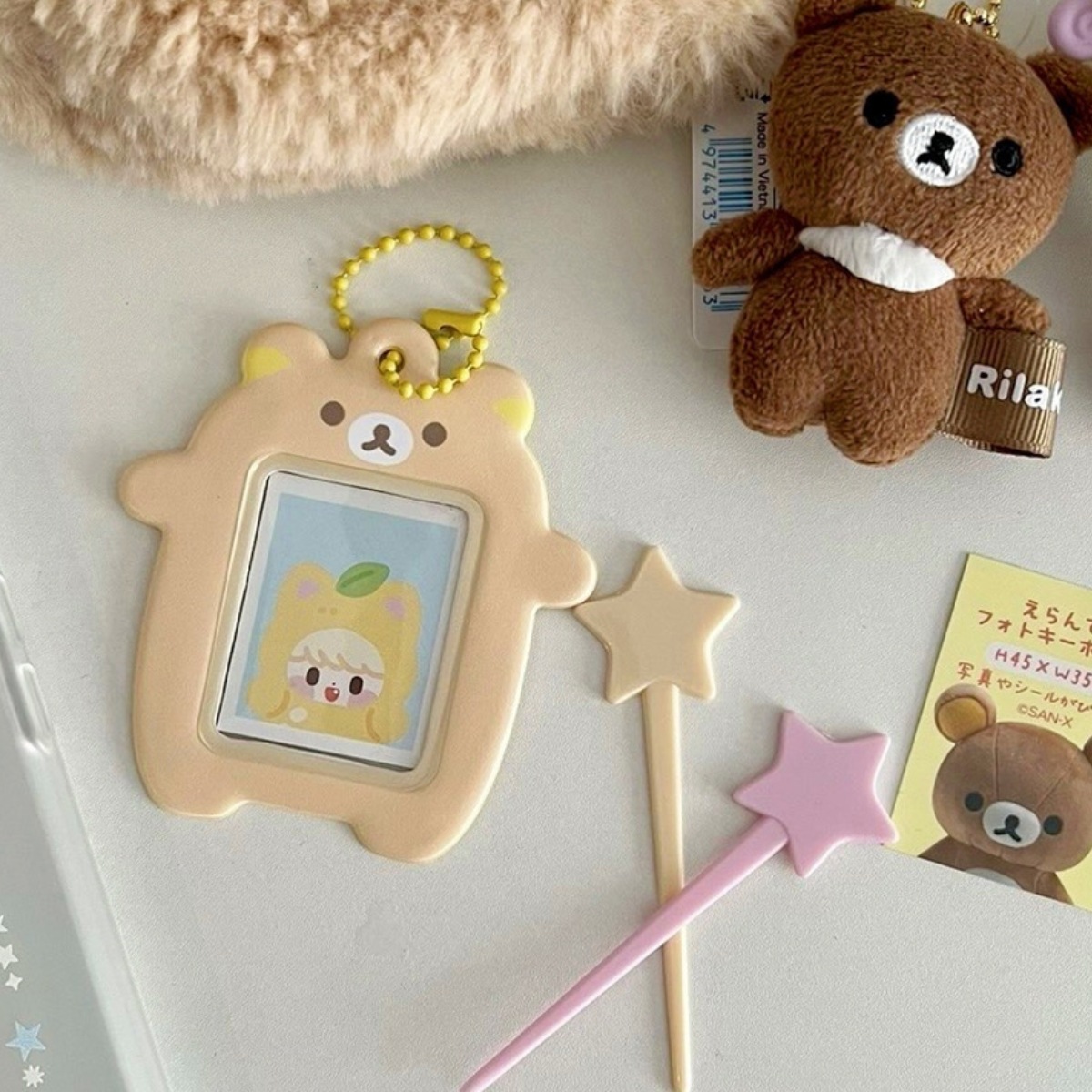 Urso bonito e fácil capa de cartão de foto de identificação de 2 polegadas pingente de capa protetora de cabeça